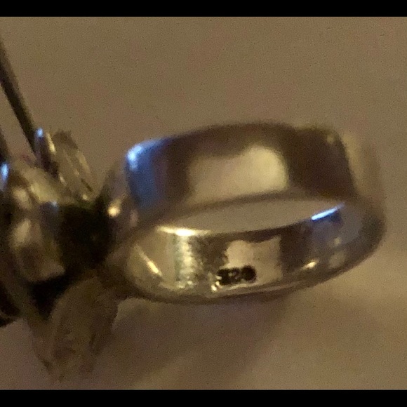 ROSE STERLING SILVER RING  .925 STAMPED ROSE IS 3/4” DIMENSIONAL AROUND SIZE 6 - Picture 5 of 14